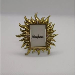 Jay strong water sun burst clip picture frame